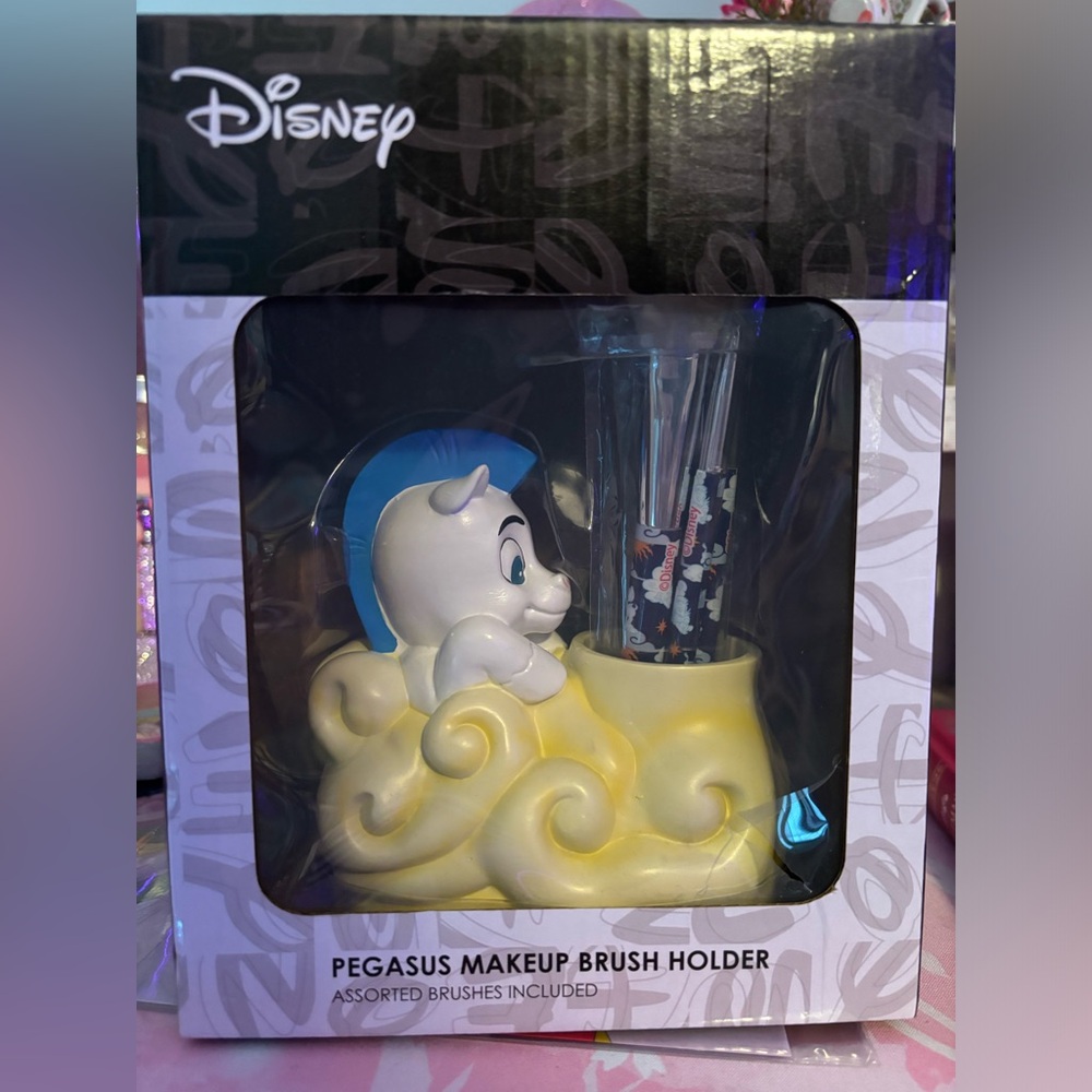 Disney Hercules Pegasus makeup brush set and holder